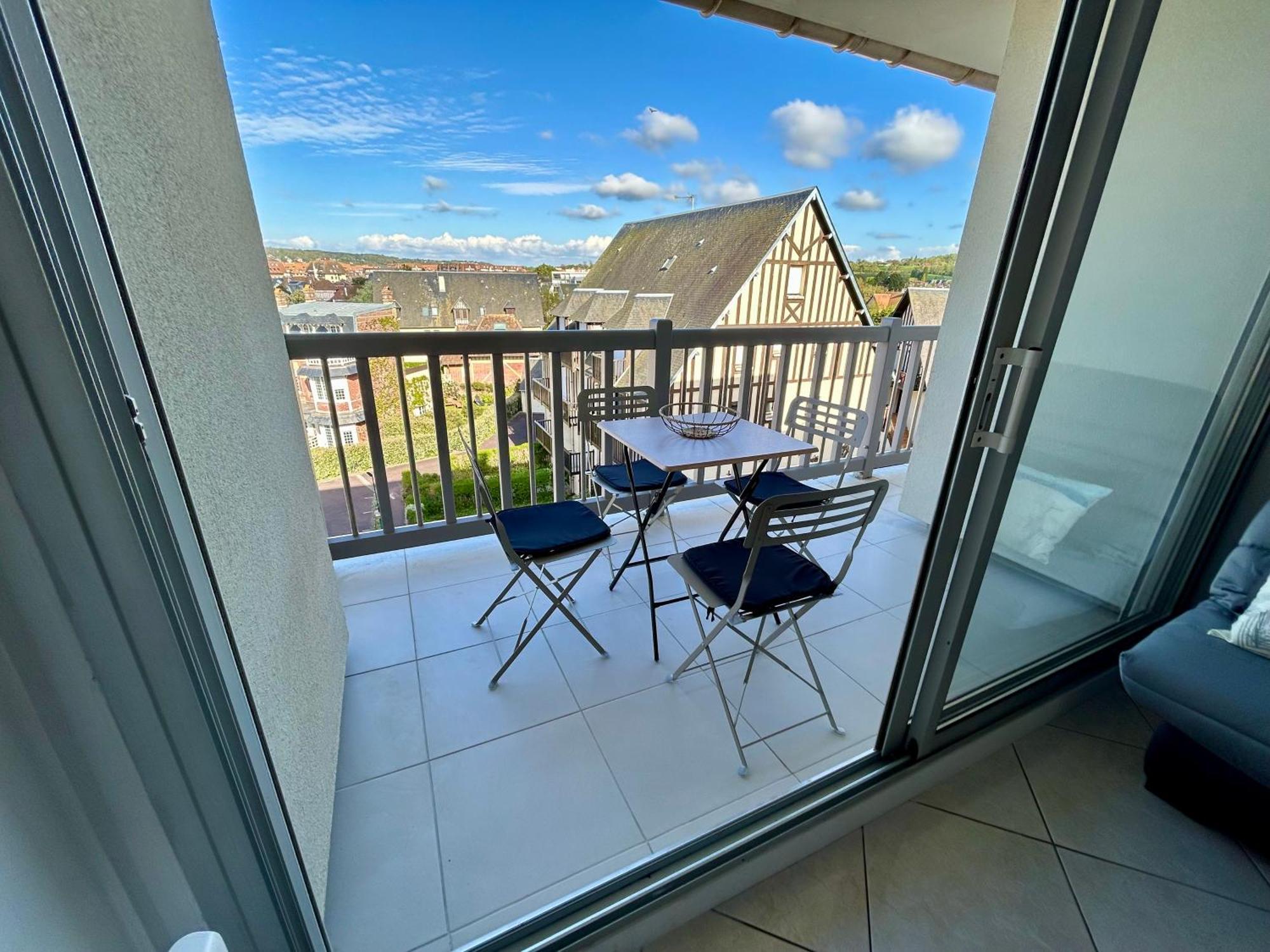 Appartement Vue Mer - 30 M De La Plage - 5 Minutes A Pied Du Centre Ville Et Du Casino Villers-sur-Mer Buitenkant foto