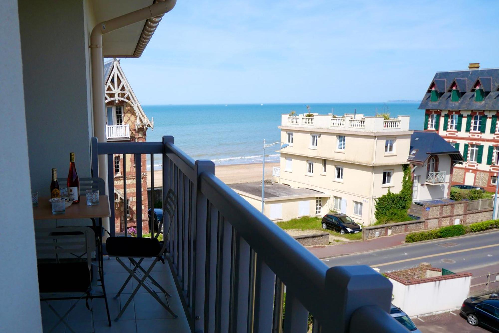 Appartement Vue Mer - 30 M De La Plage - 5 Minutes A Pied Du Centre Ville Et Du Casino Villers-sur-Mer Buitenkant foto